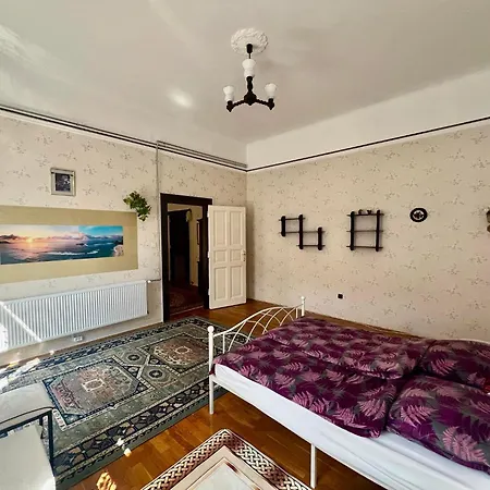 Apartament Center